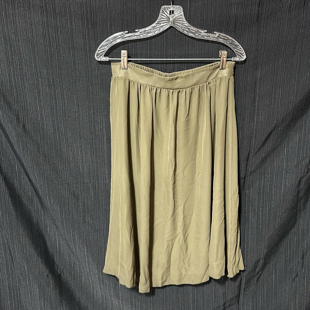 Mika rose Olive‎ chiffon skirt / Size M / O-14